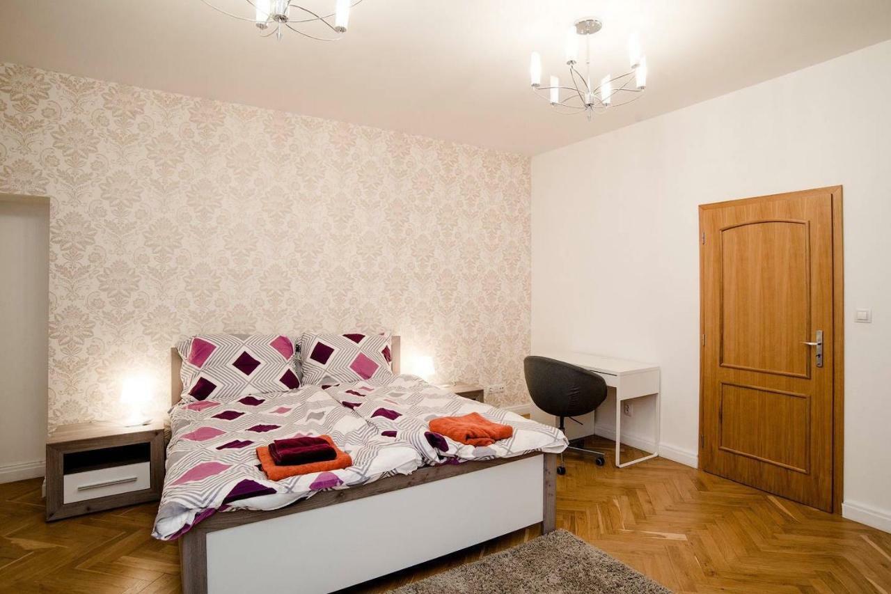 Zentrum Suites *