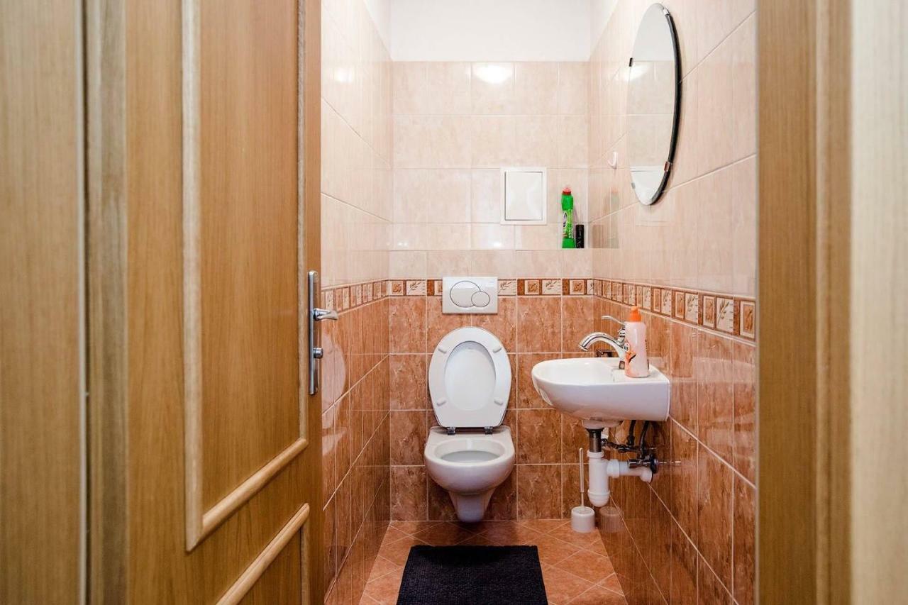 Zentrum Suites Aparthotel *